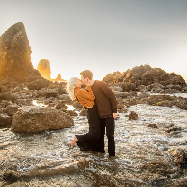 OregonCoast-CannonBeach-Engagement-Couples-DanRice-26-016